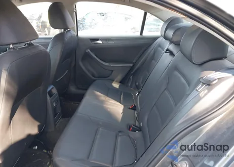 2011 Volkswagen Jetta 2.5L Se z USA, uszkodzony, nr VIN 3VWDZ7AJ2BM011666